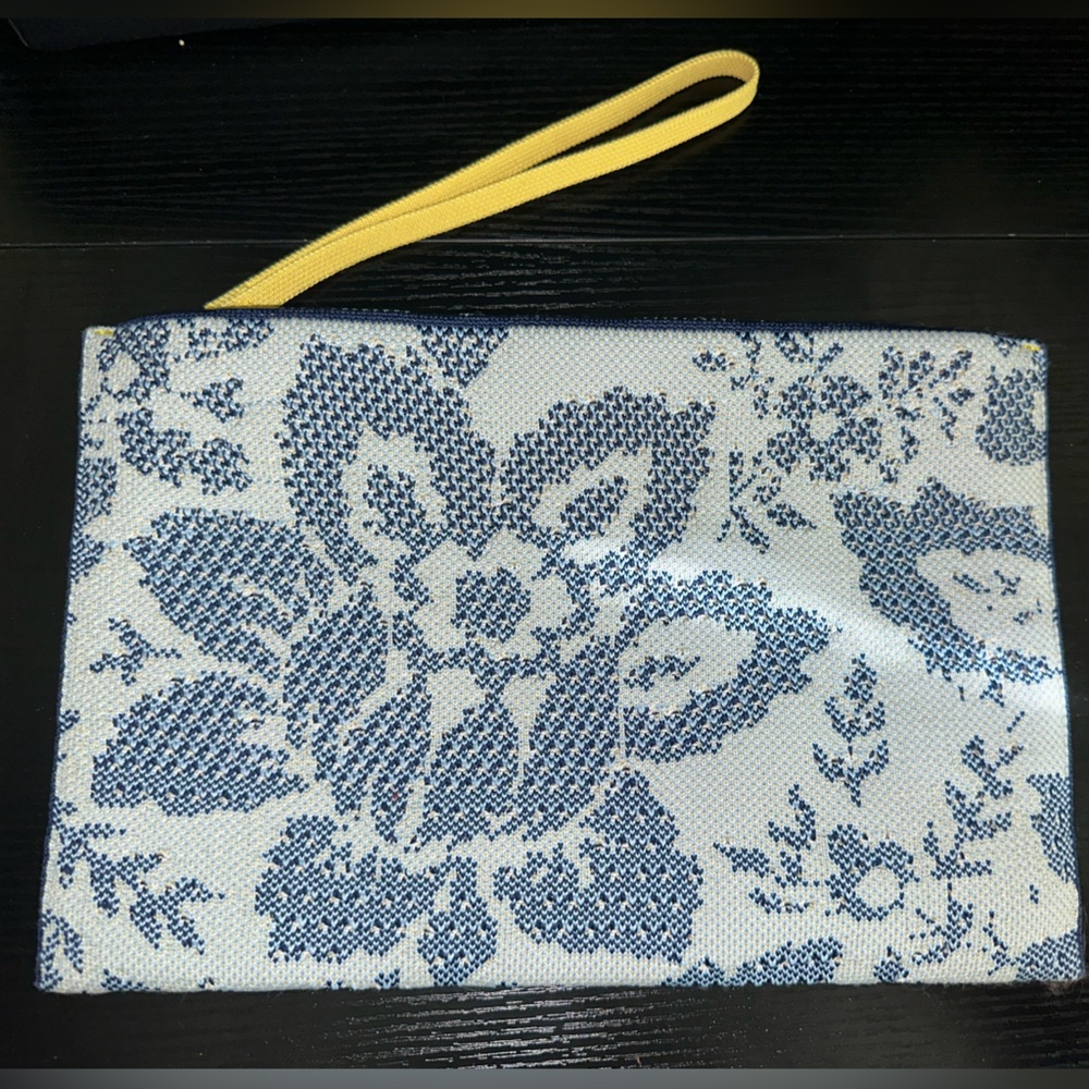 Rothy's | Blue and Yellow Floral Essential Pouch | Jardin Blue